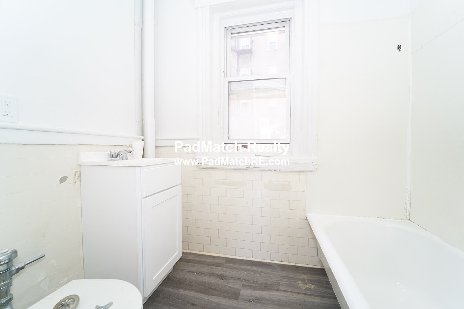 1185 Boylston St, Fenway