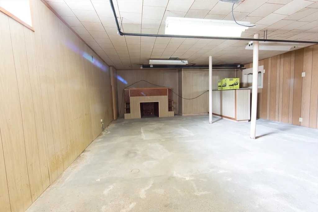 75 Osceola Ave, Burncoat