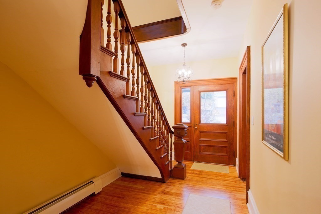 182 Palfrey St, Watertown