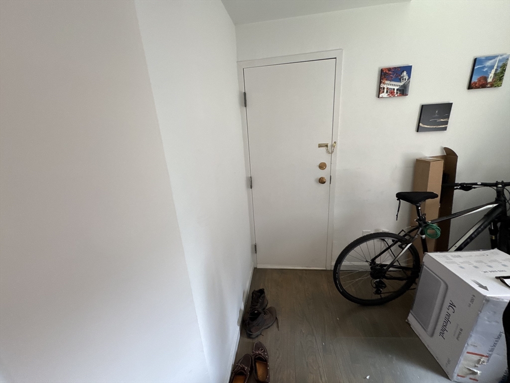 1406 Beacon St, Corey Hill