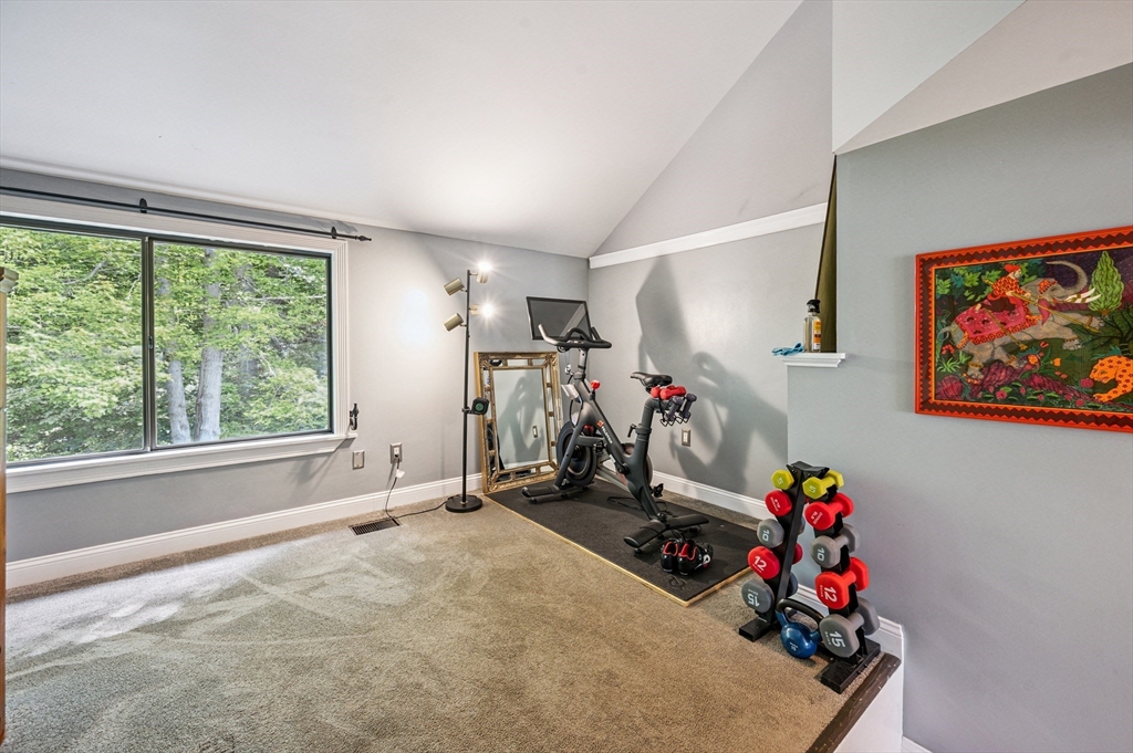 330 Sterling St, West Boylston