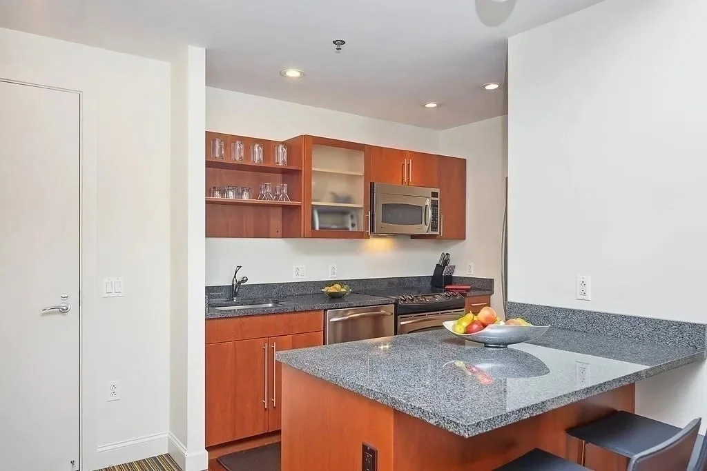 17 Otis St, East Cambridge