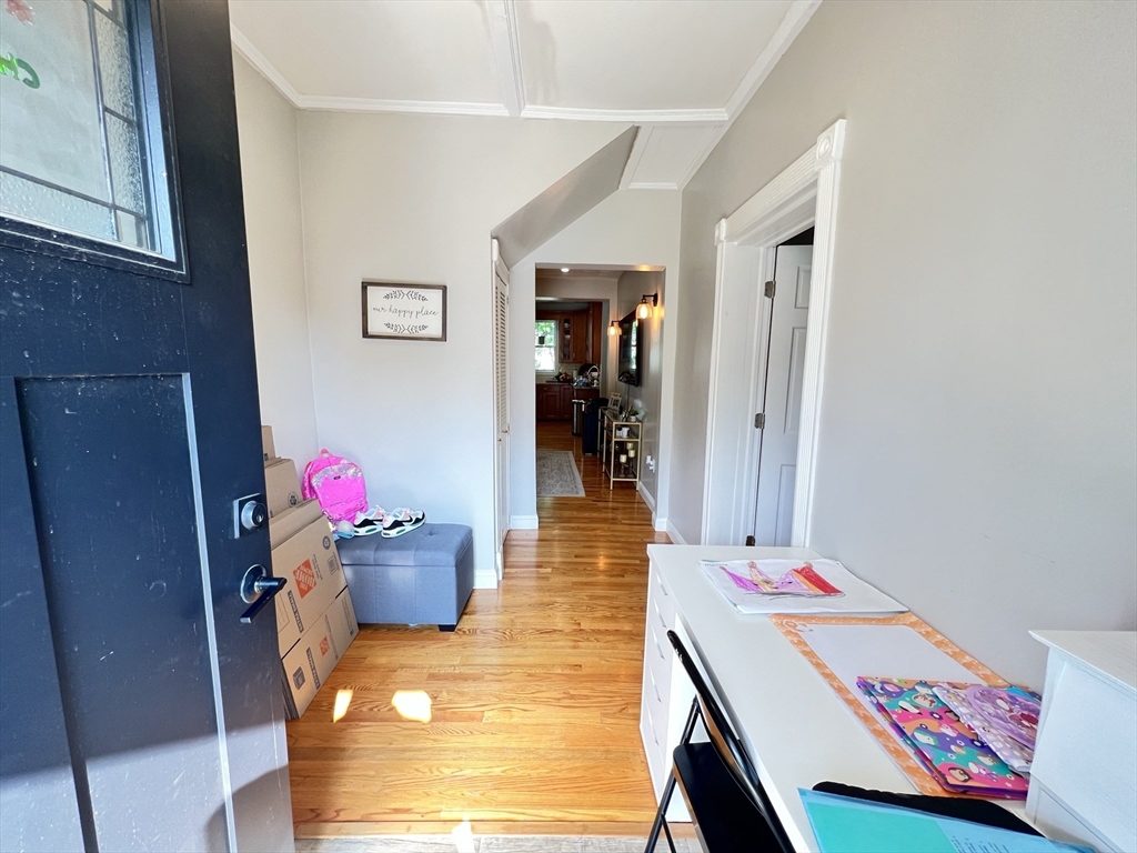 123 Forest St, Medford