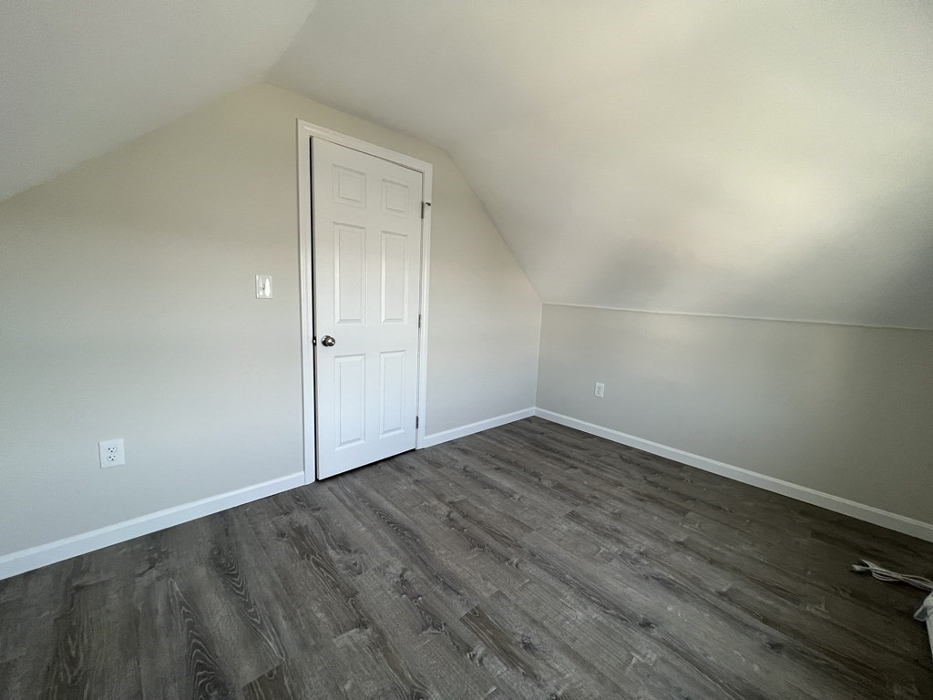 28 Wellesley St, Tufts University