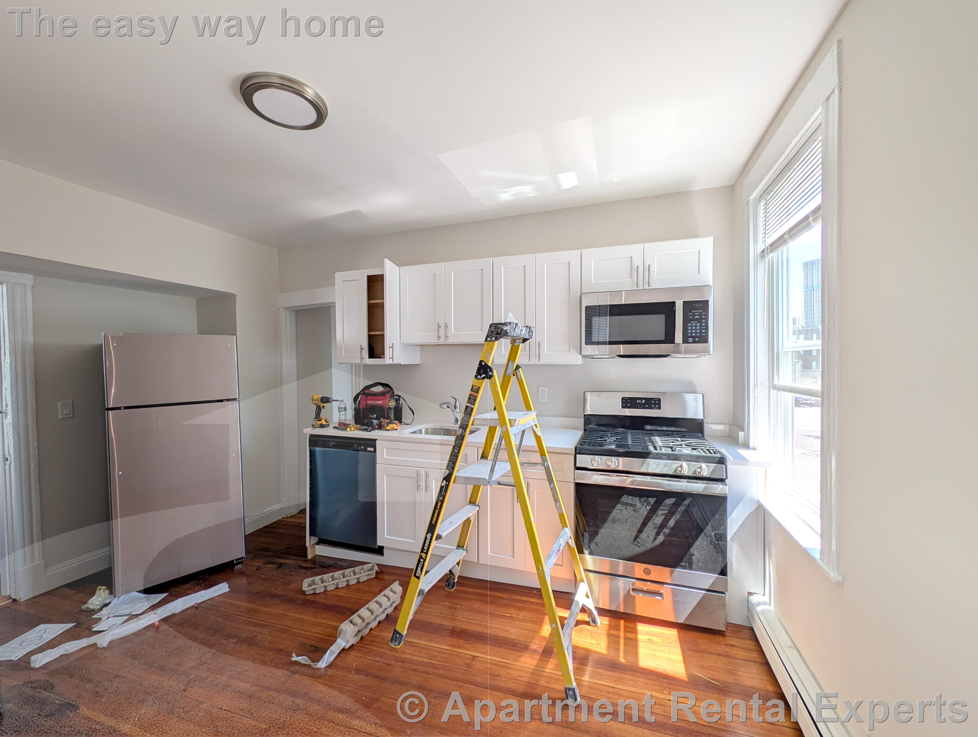 16R Warren Ave, Union Square