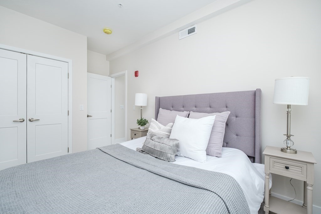 1540 North Shore Rd, Revere