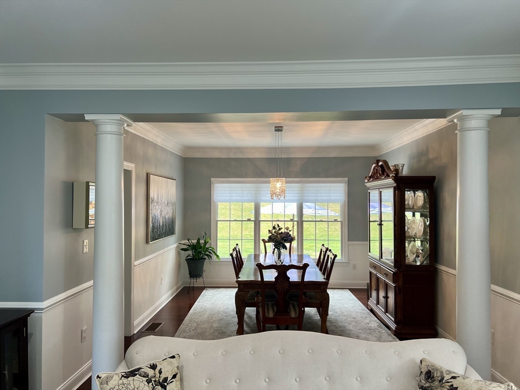 24 Endean Dr, Walpole