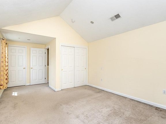 1005 Trapelo Rd, North Waltham