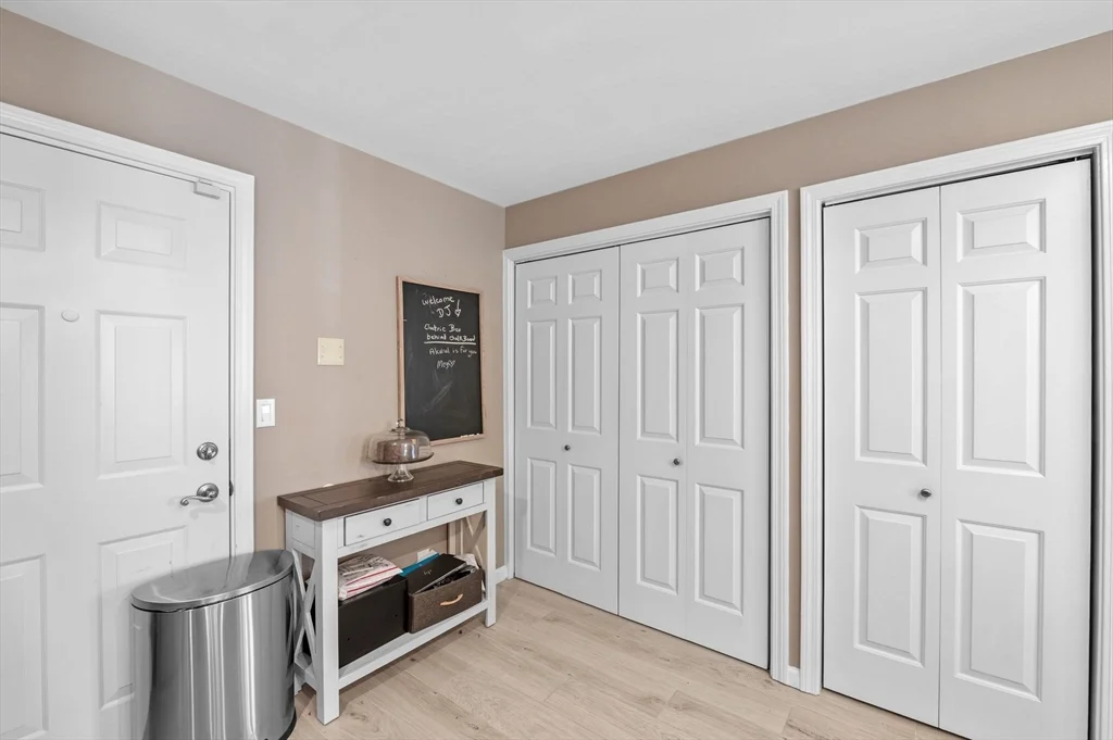 709 Gazebo Cir, Reading