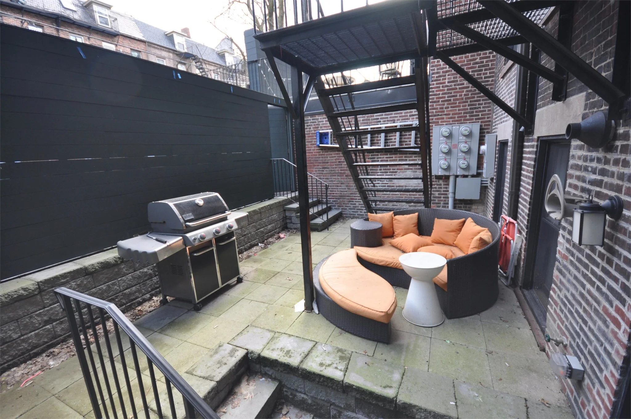 656 Massachusetts Ave, South End