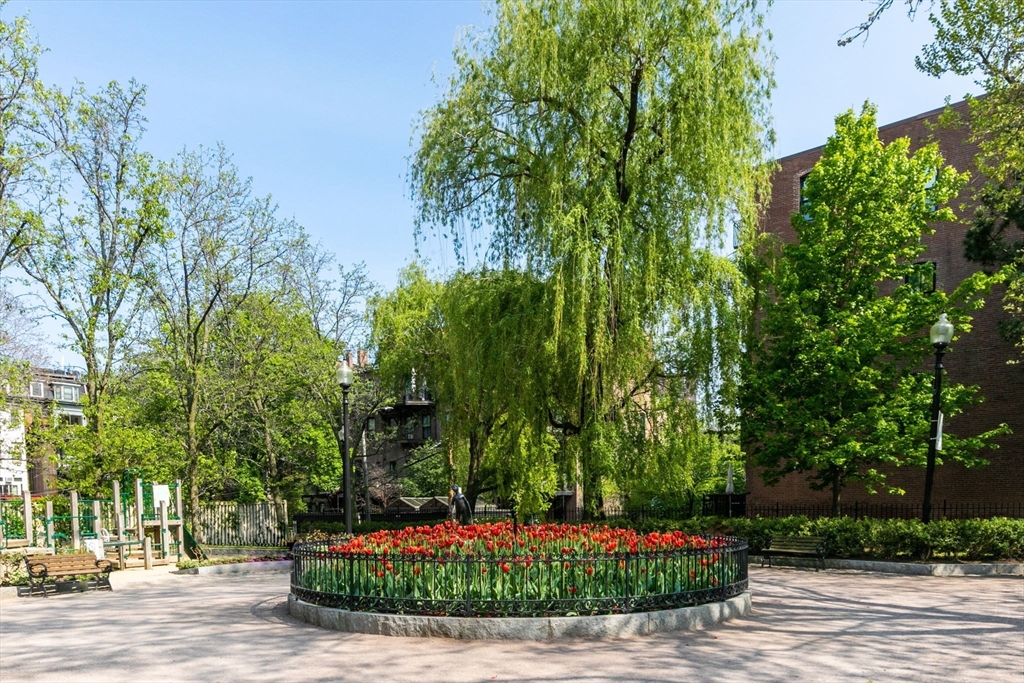 183 W Canton St, South End