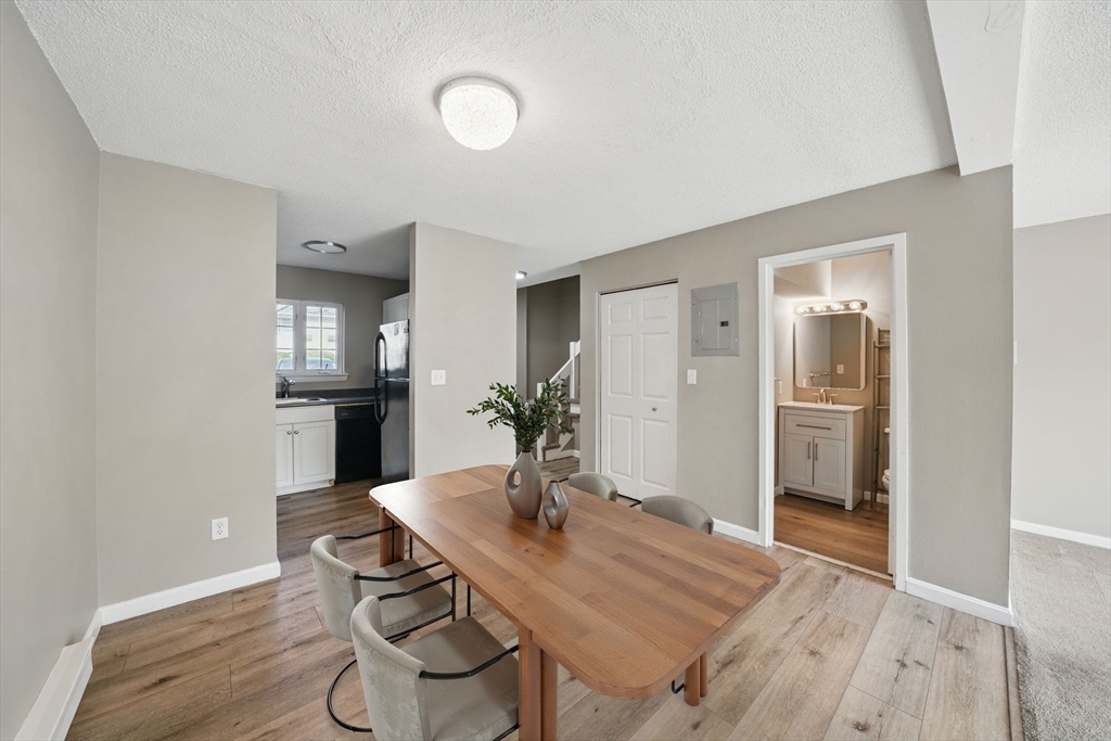 741 Washington St, Easton