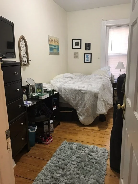 111 H St, South Boston