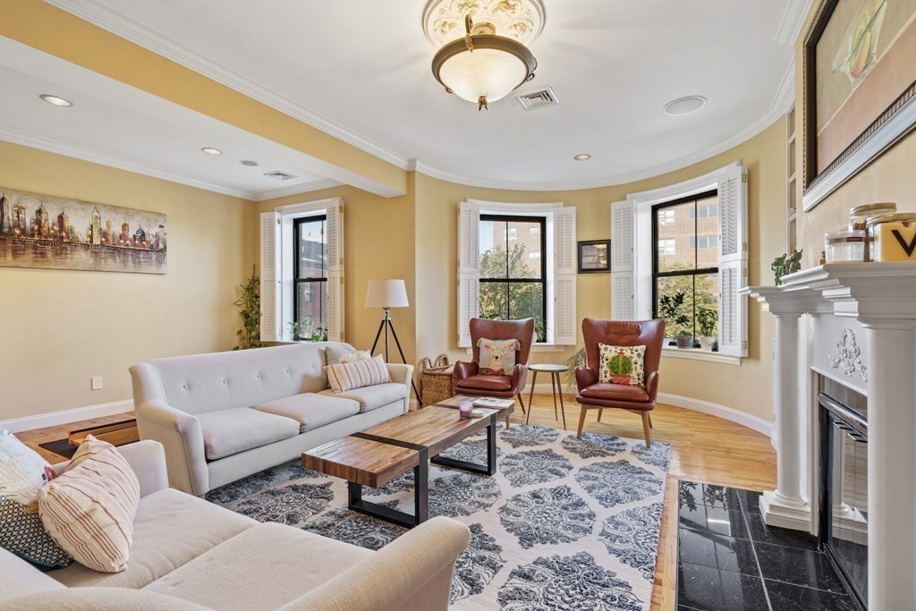 1690 Washington St, South End