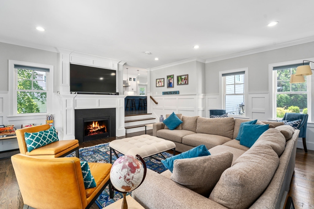 119 Charlesbank Rd, Newton Corner