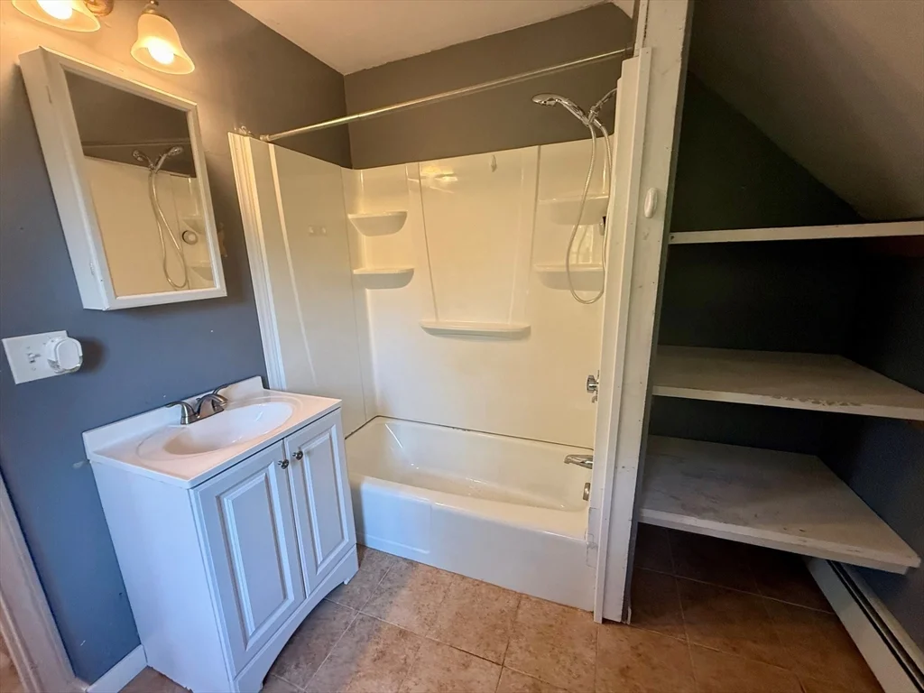 3 Murray St, Downtown