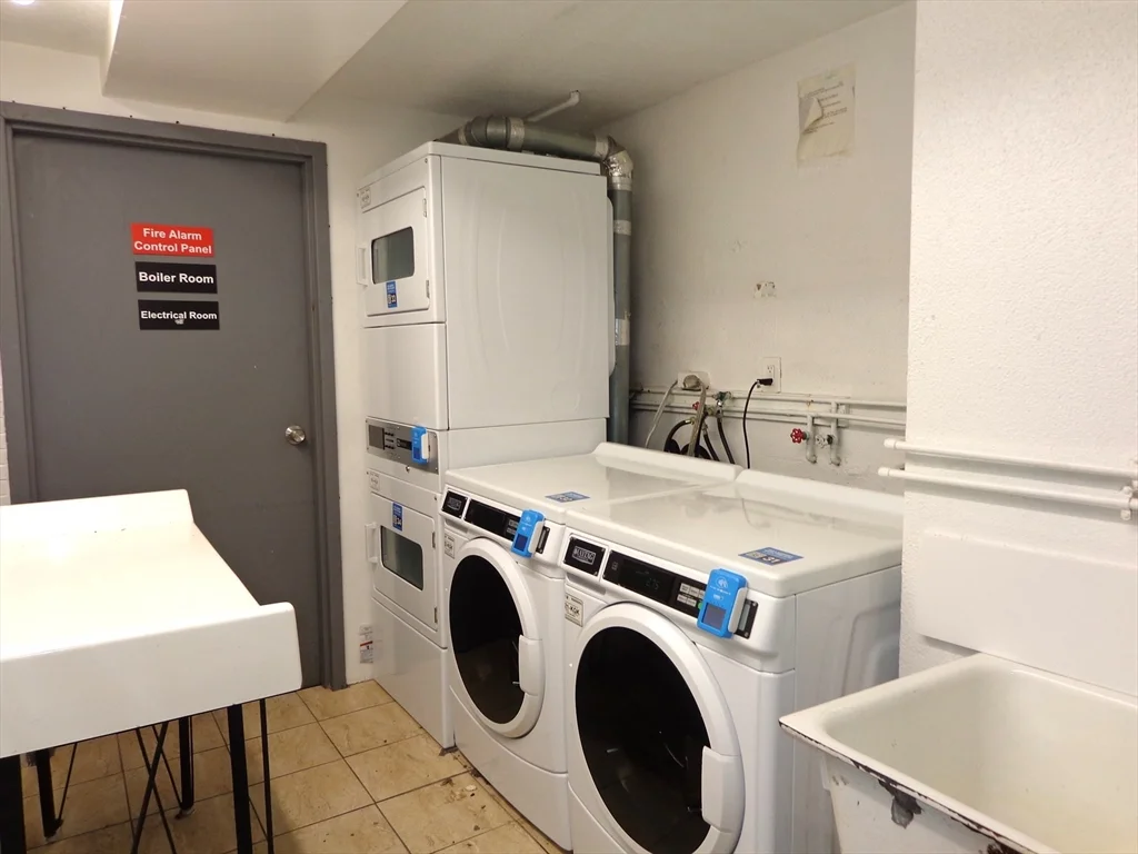 183 Mount Auburn St, Watertown