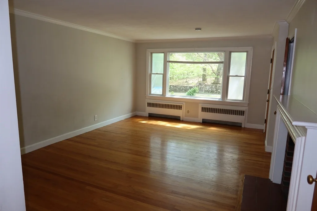 71 Blake St, Newtonville