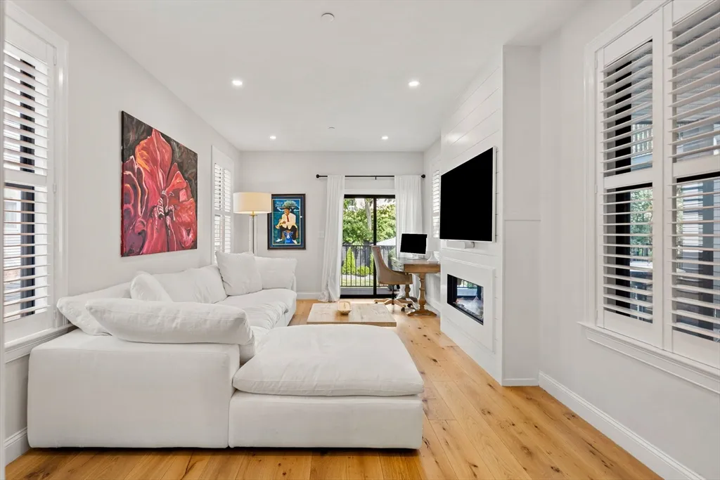 722 East 5th St, South Boston