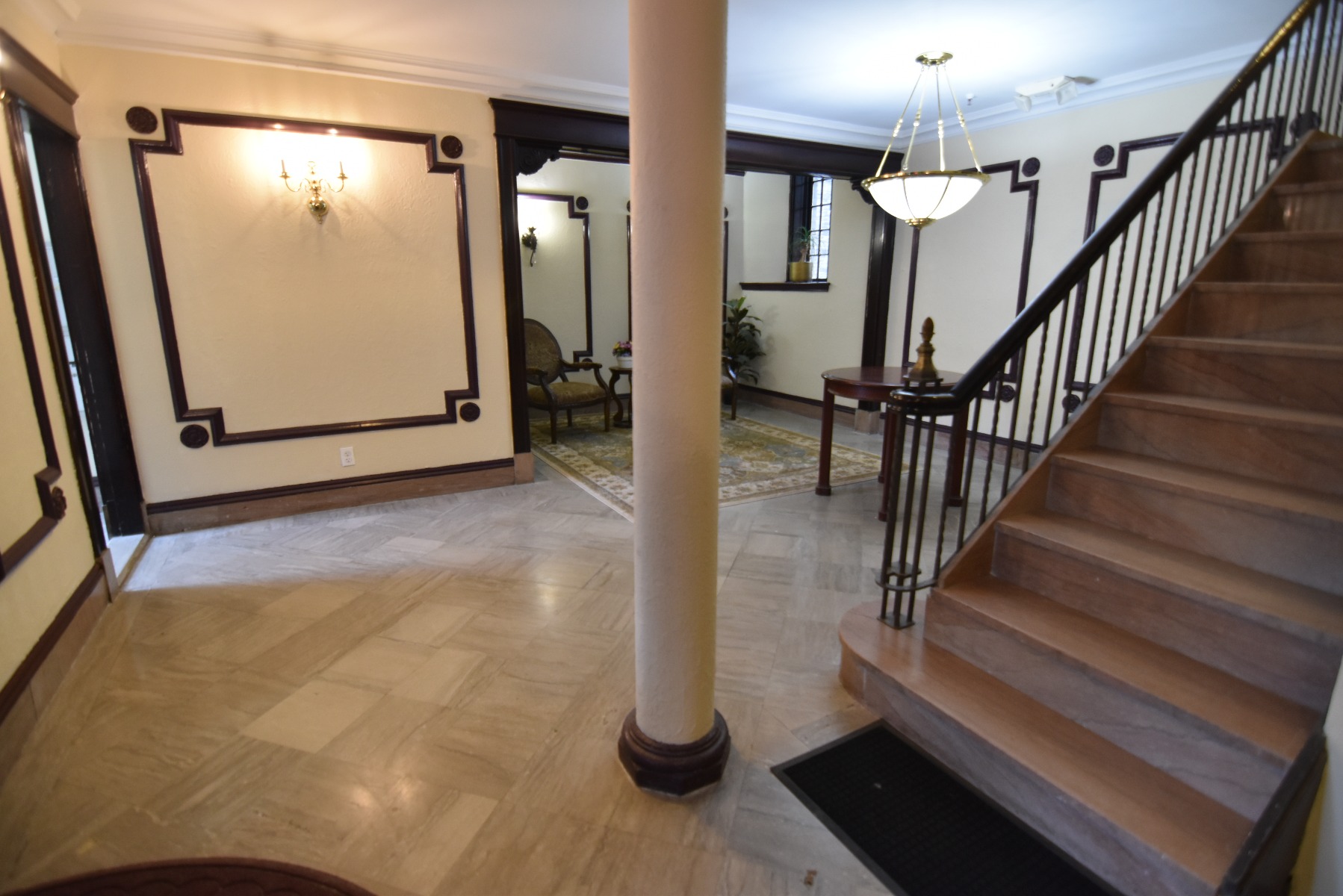 1950 Commonwealth Ave, Brighton