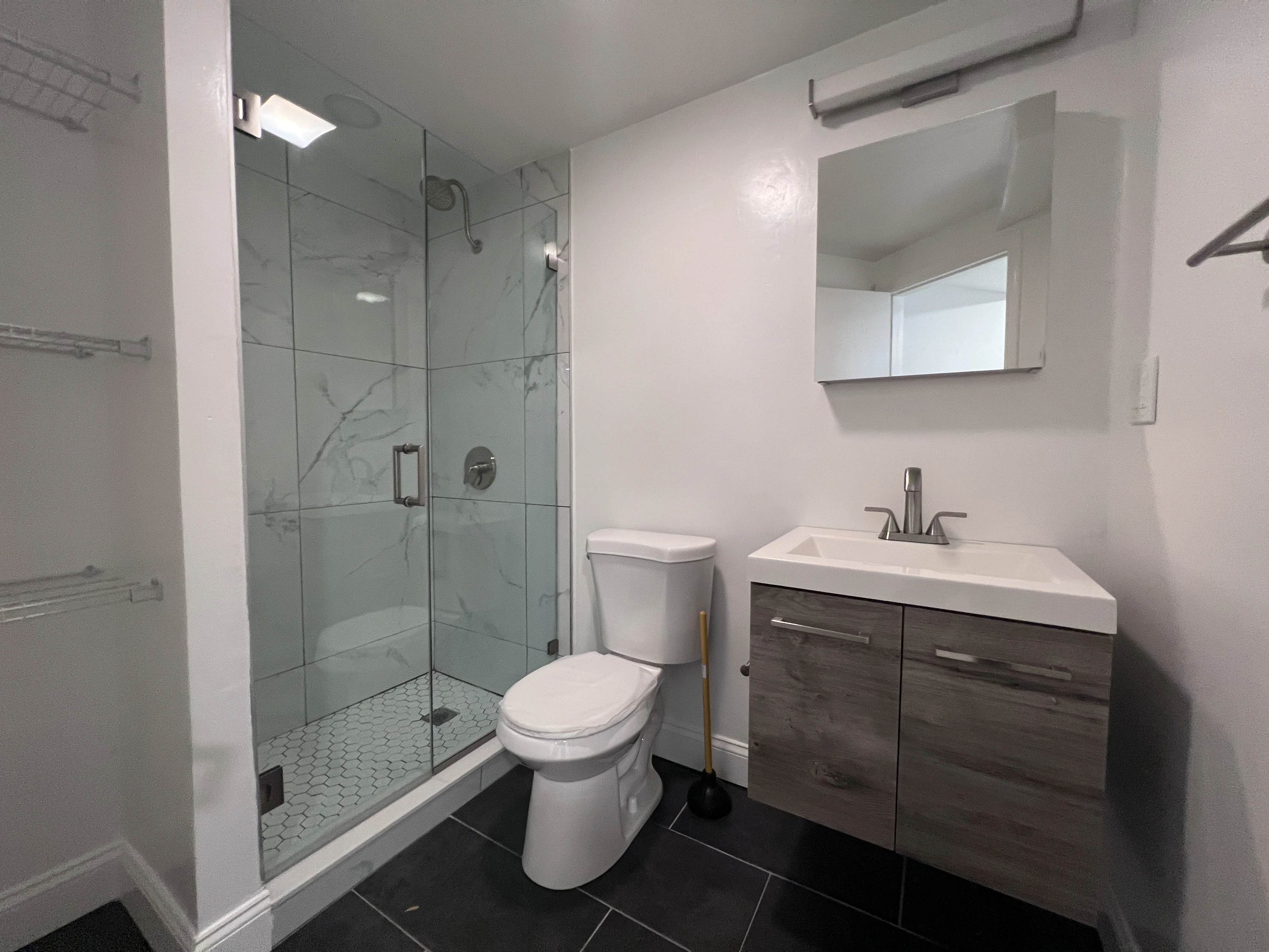 24 Queensberry St, Fenway