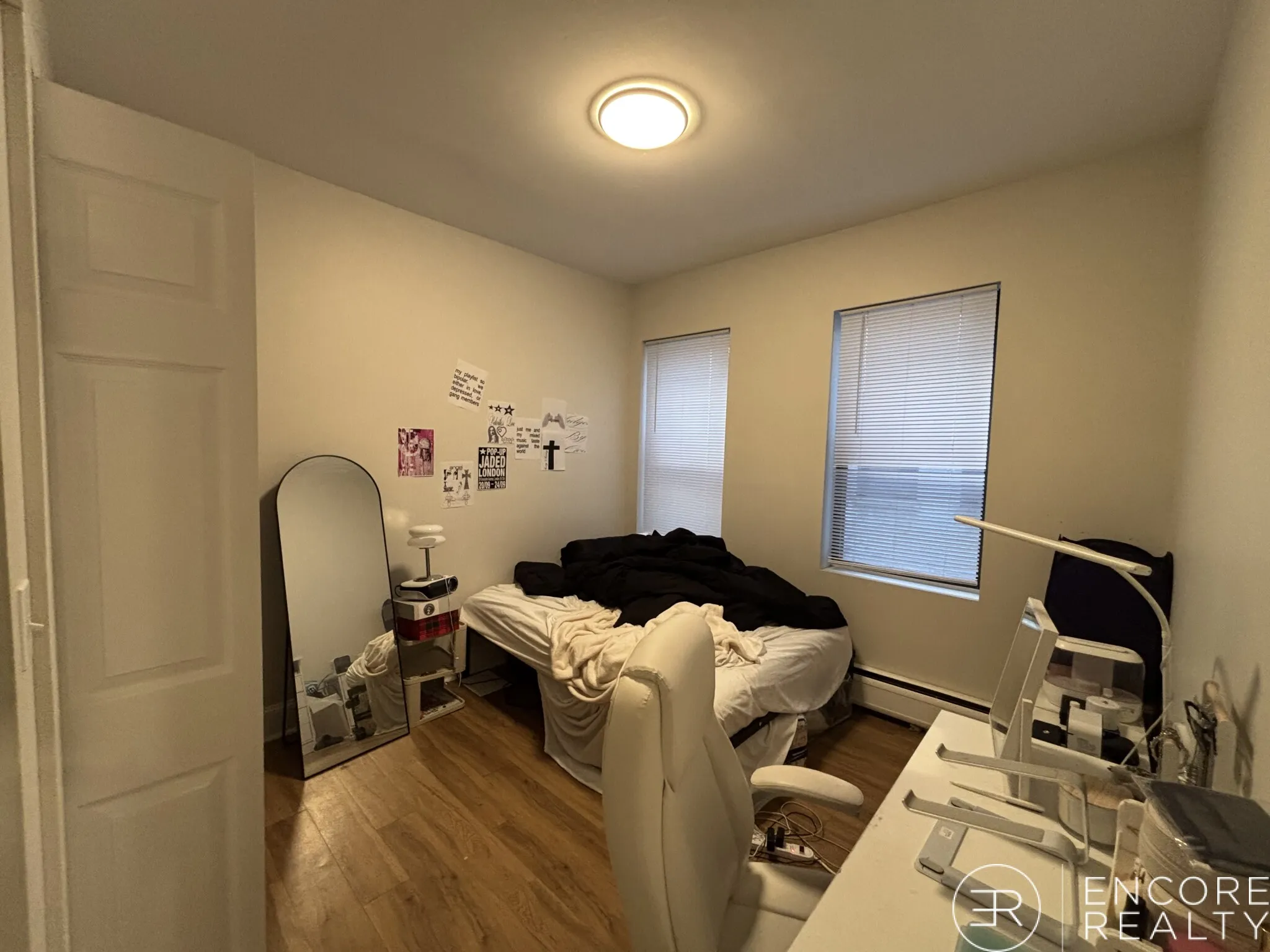 833 Beacon St, Fenway