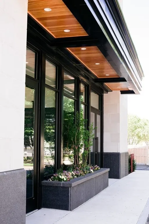 1467 Tremont St, Mission Hill