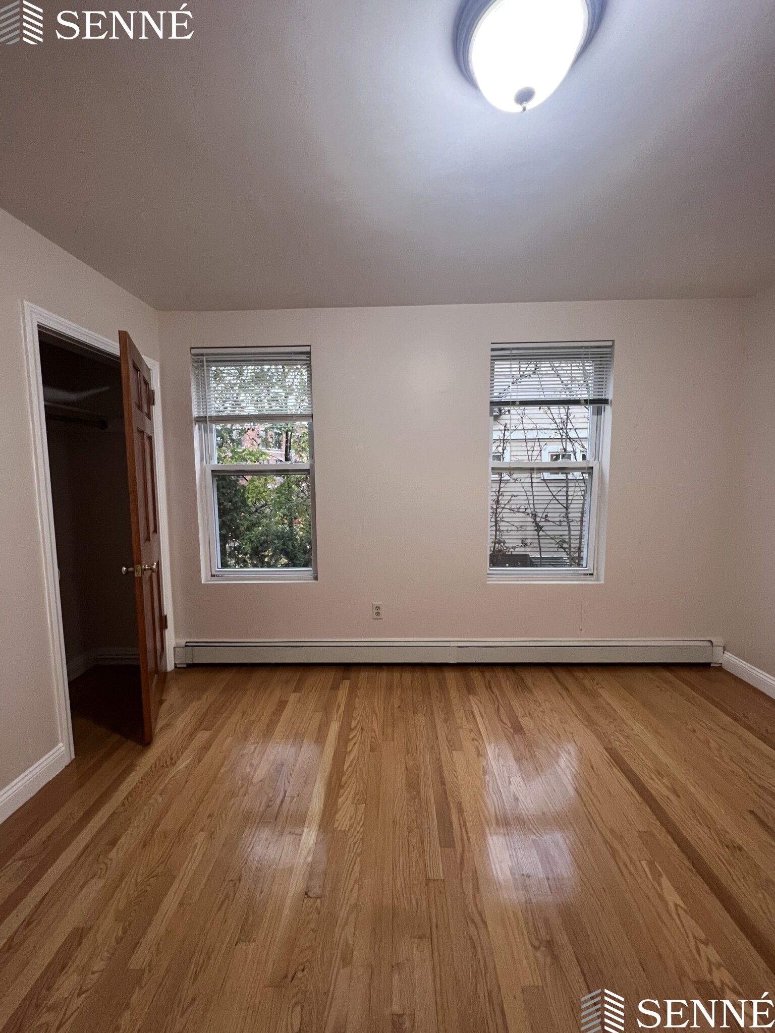 275 Putnam Ave, Riverside