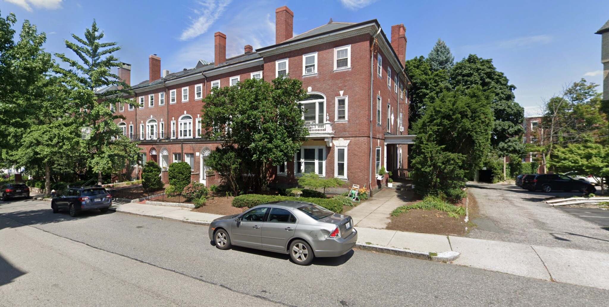 35 Garrison Rd, Washington Square