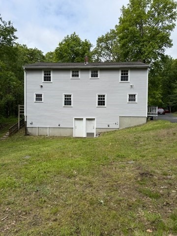 609 Flat Hill Rd, Lunenburg
