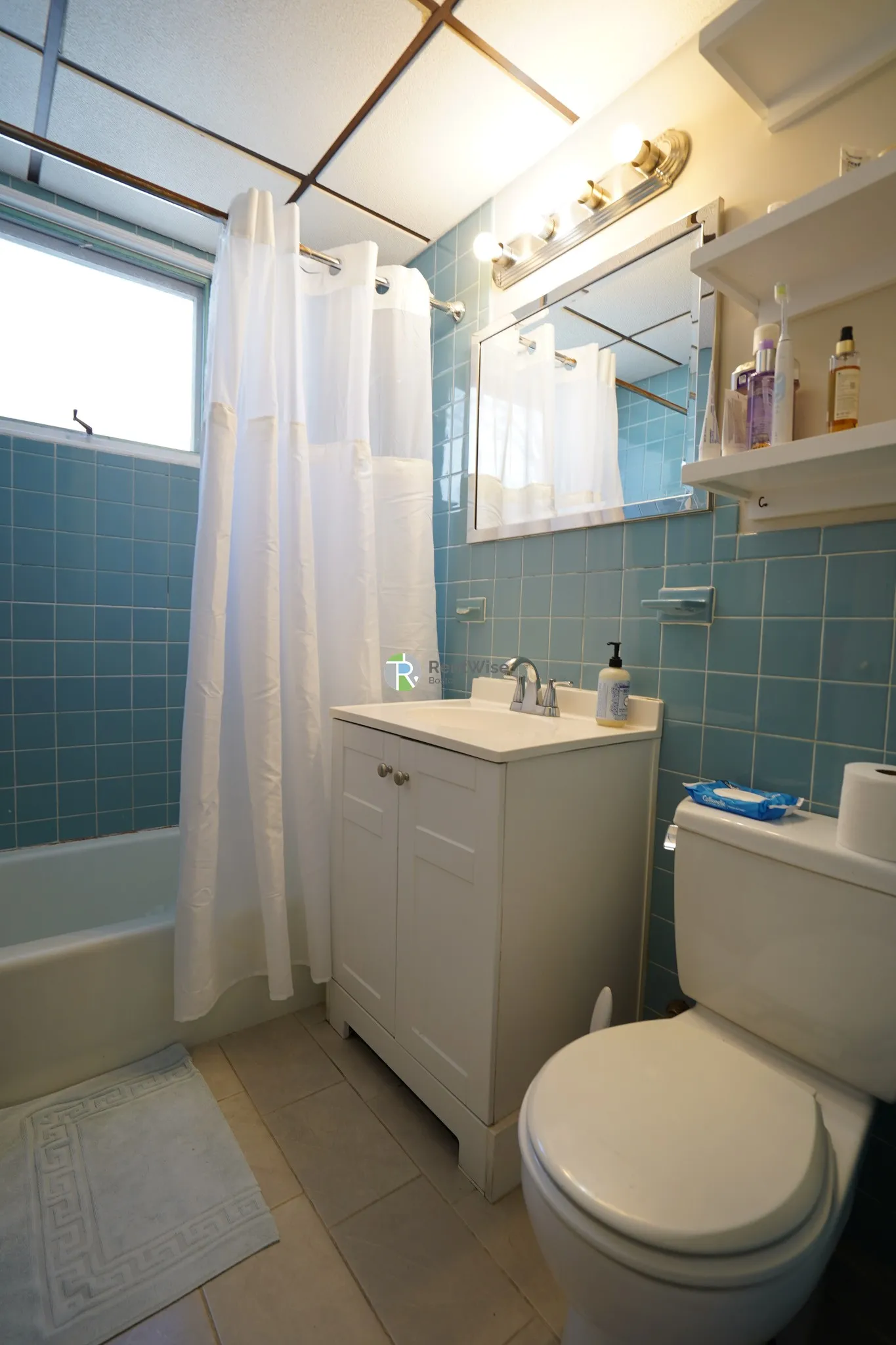 27 Emery St, Medford