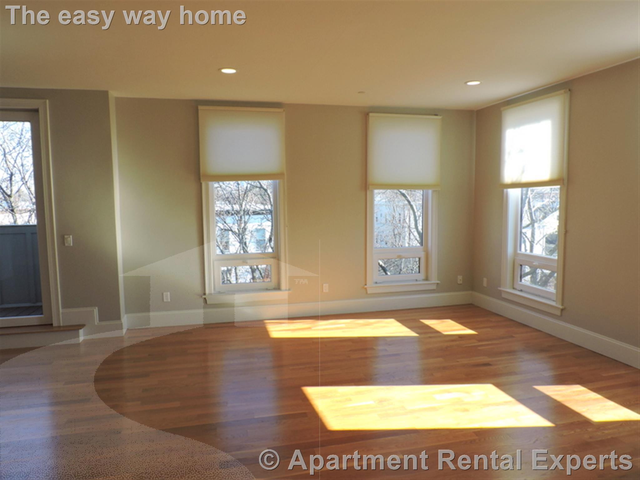 168 Hampshire, Central Square