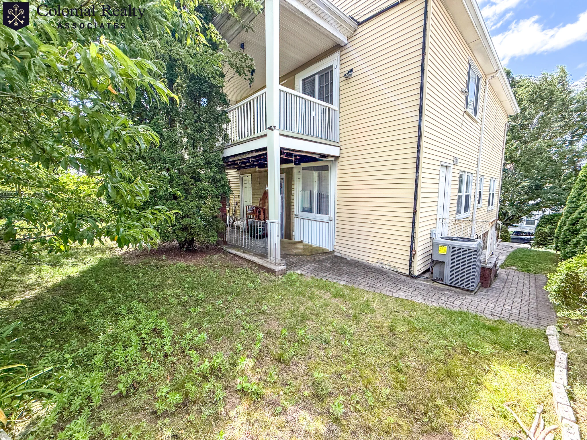 85 Putnam St, East Watertown
