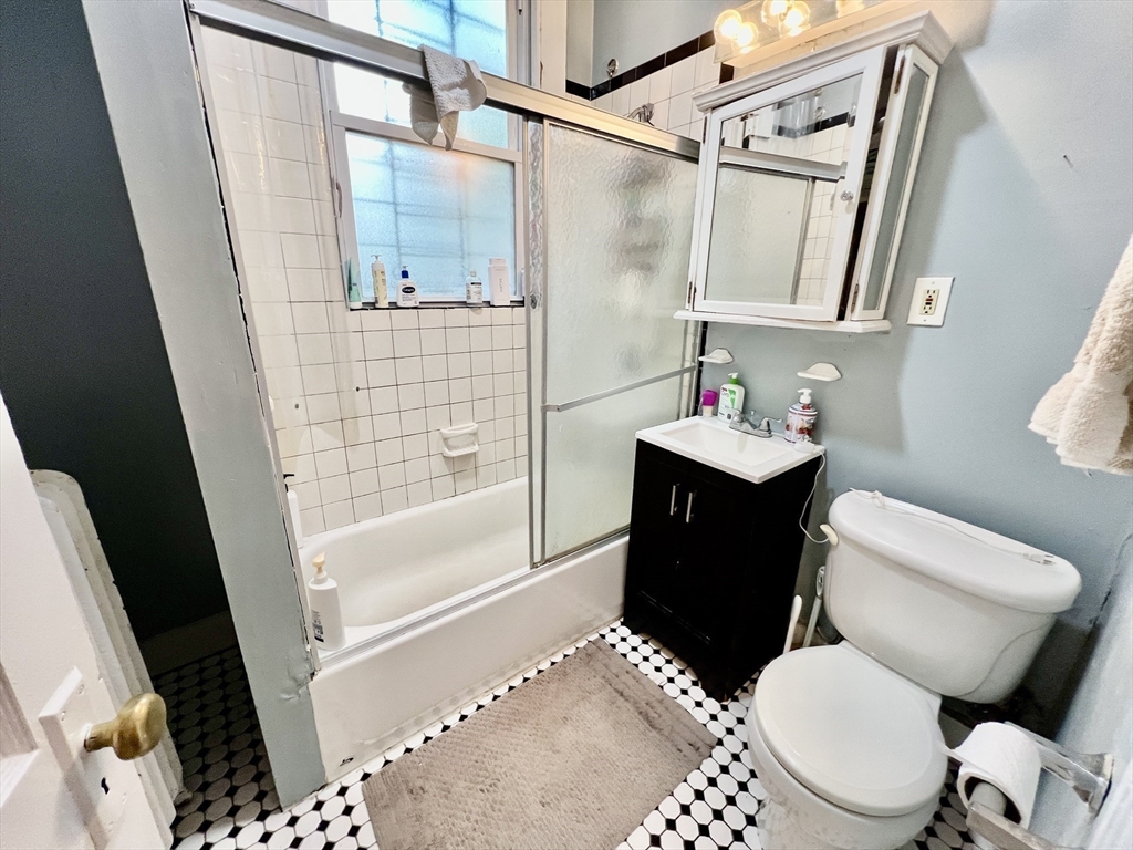 1721 Commonwealth Ave, Brighton