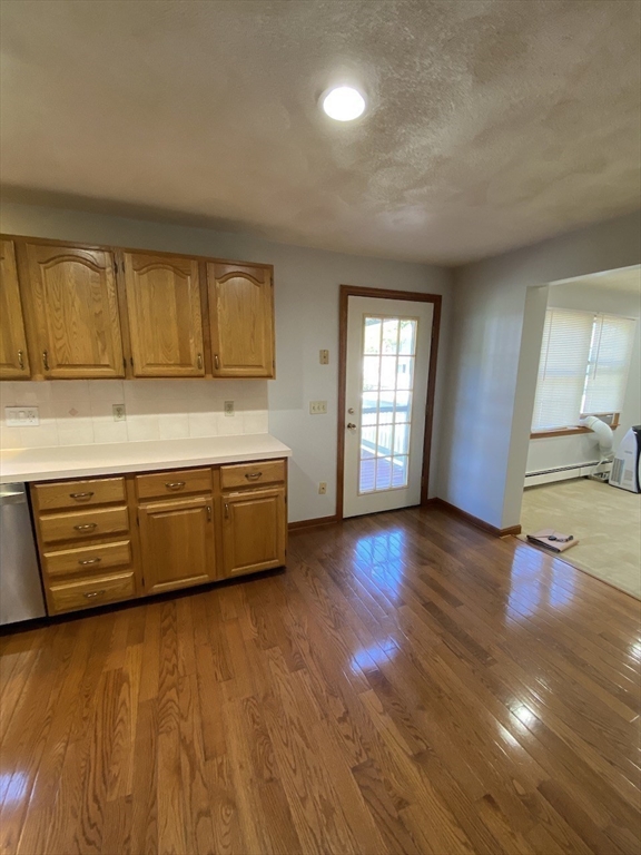 31 Helen St, Waltham