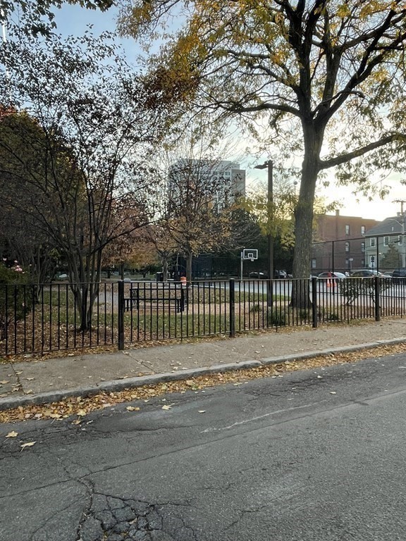 319 Washington St, The Port