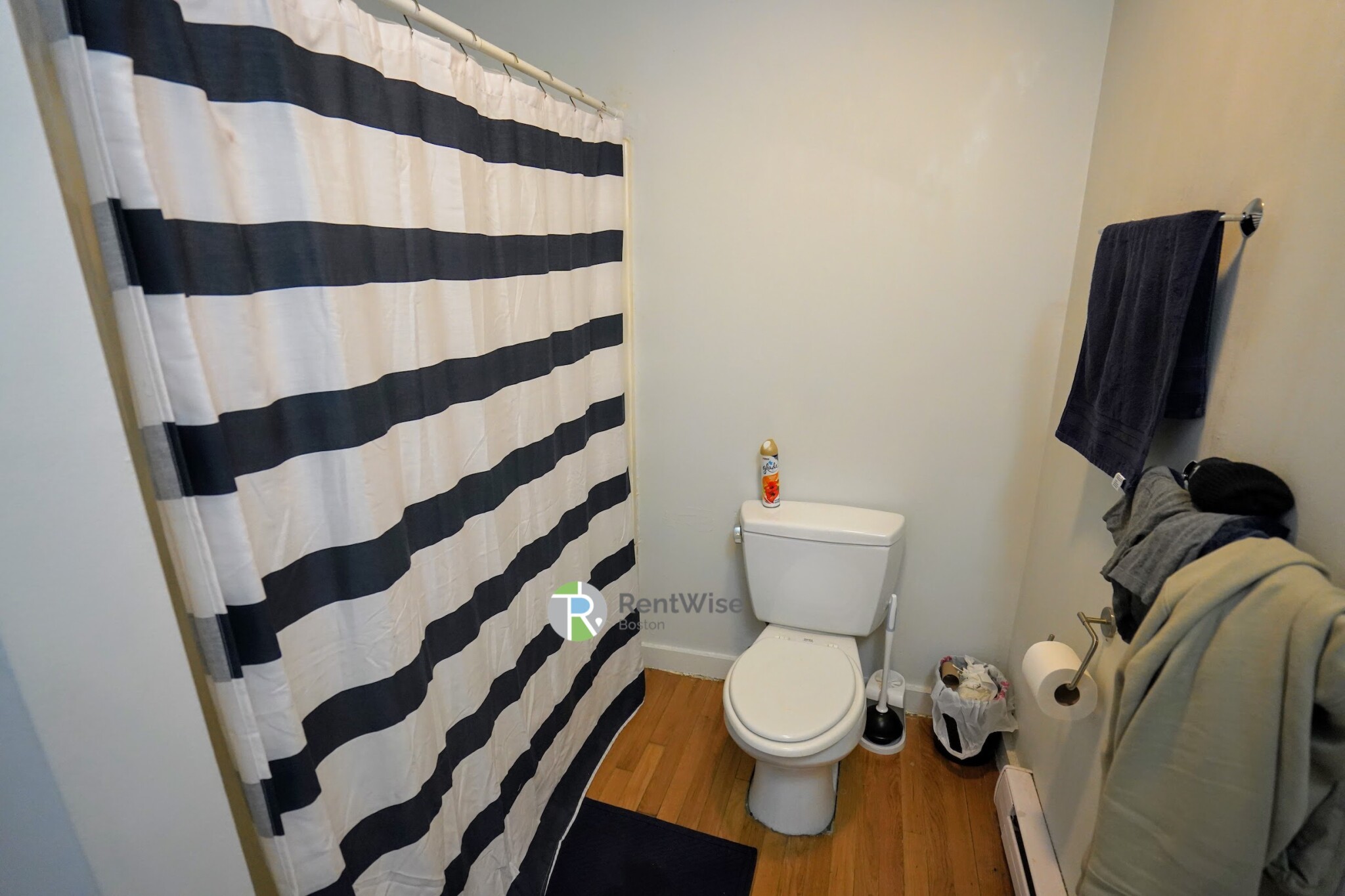 4 Schrepel Pl, South Boston