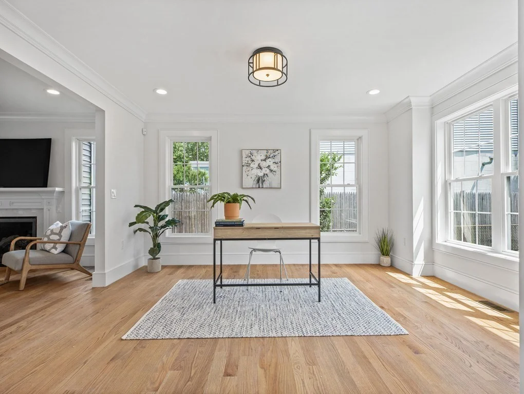 20 Manhattan Ter, West Newton
