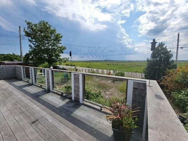 35 Sunset, Plum Island