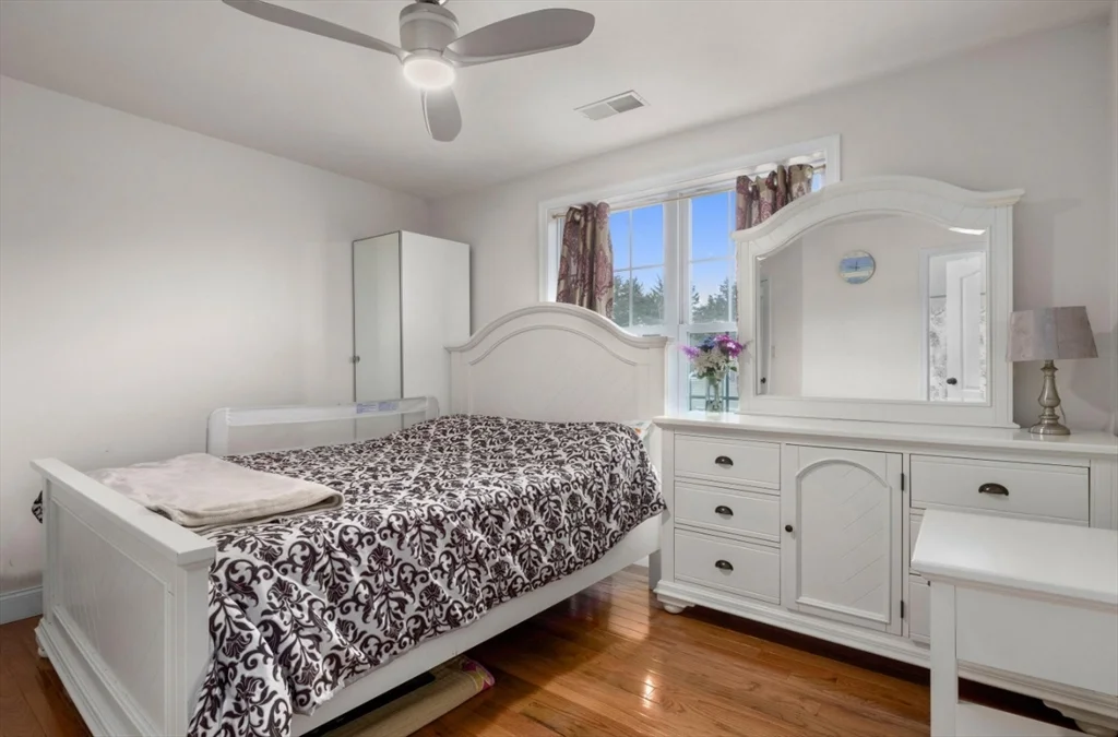 77 Hound Pack Cir, Walpole