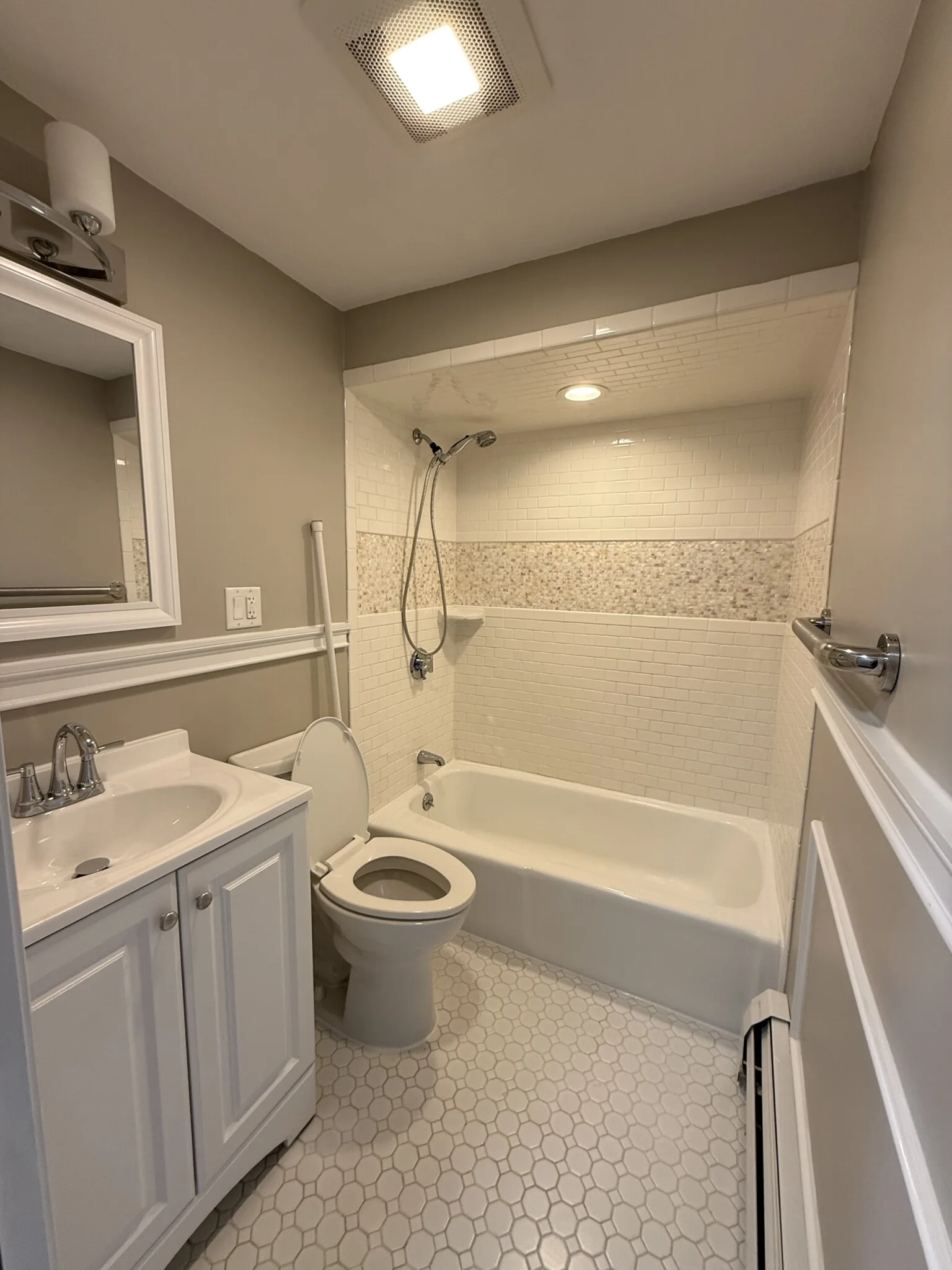 76 Fremont St, Winthrop