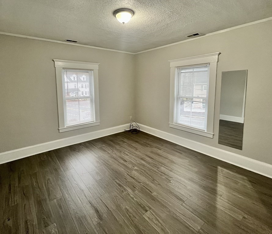 264 Middlesex Rd, Tyngsborough