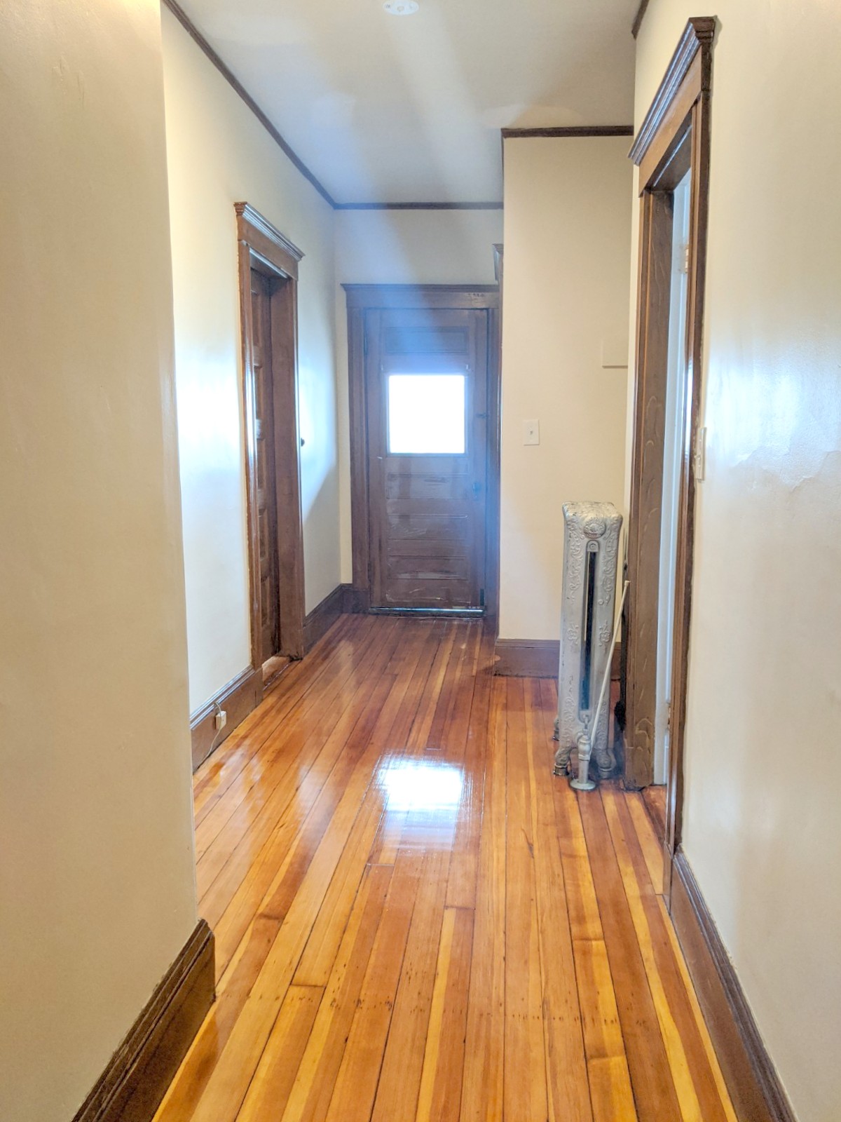 9 Belknap St, West Somerville