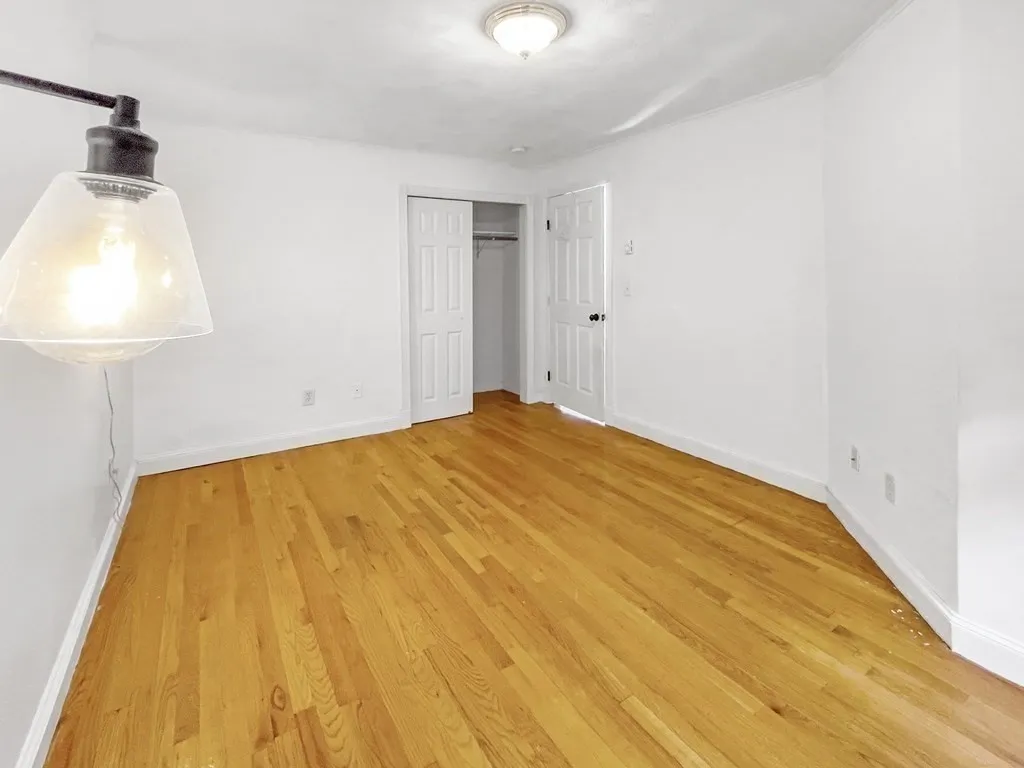 166 Cottage St, East Boston