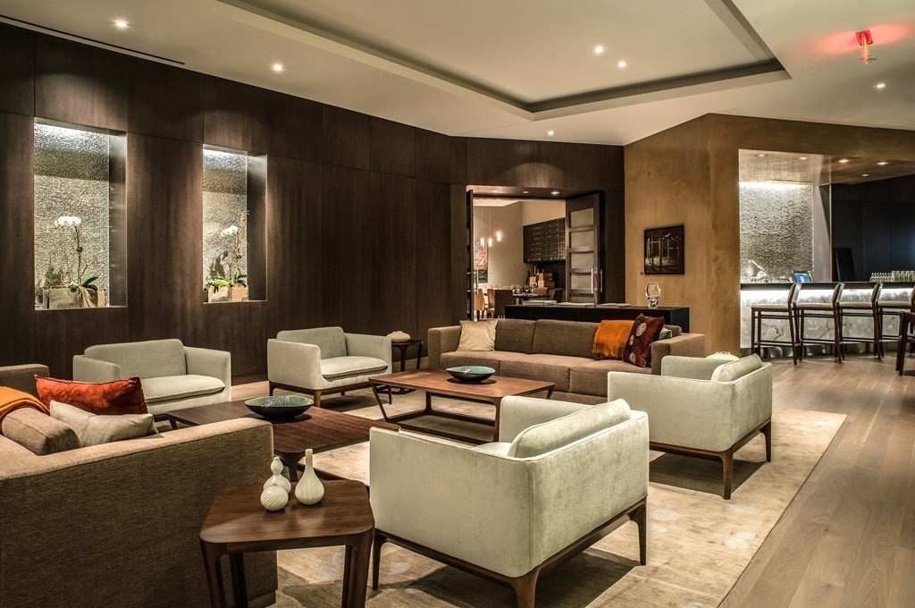 580 Washington St, Midtown