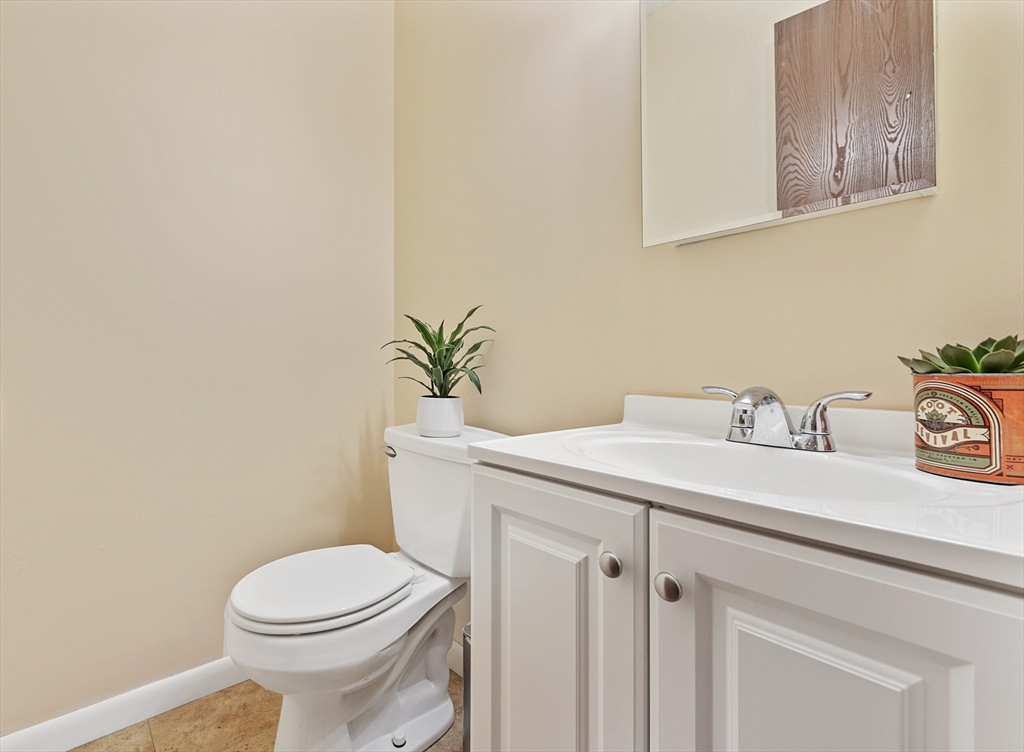 38 Rocky Nook, Malden