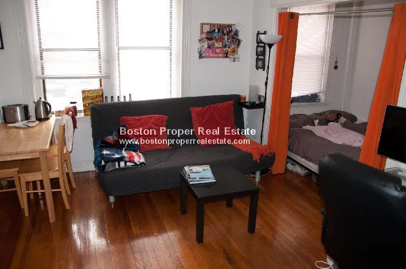 1111 Boylston St, Fenway