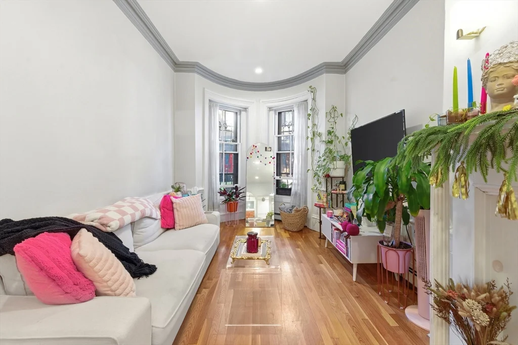 3 Saint Charles St, South End