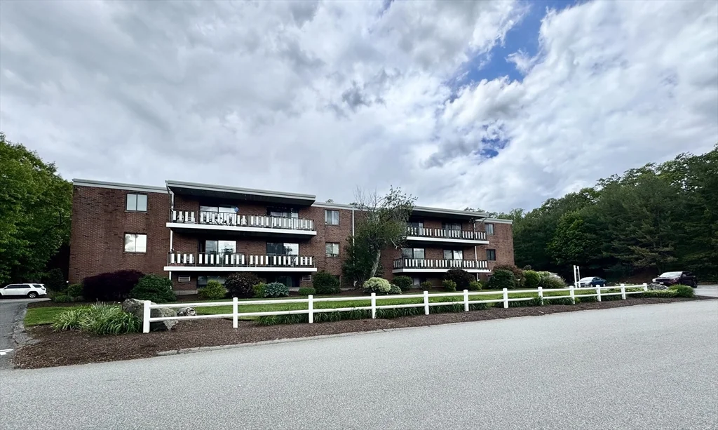 80 North Warren, Woburn