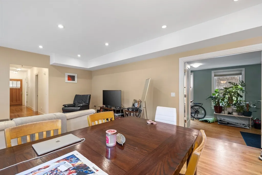 201 Norfolk St, The Port